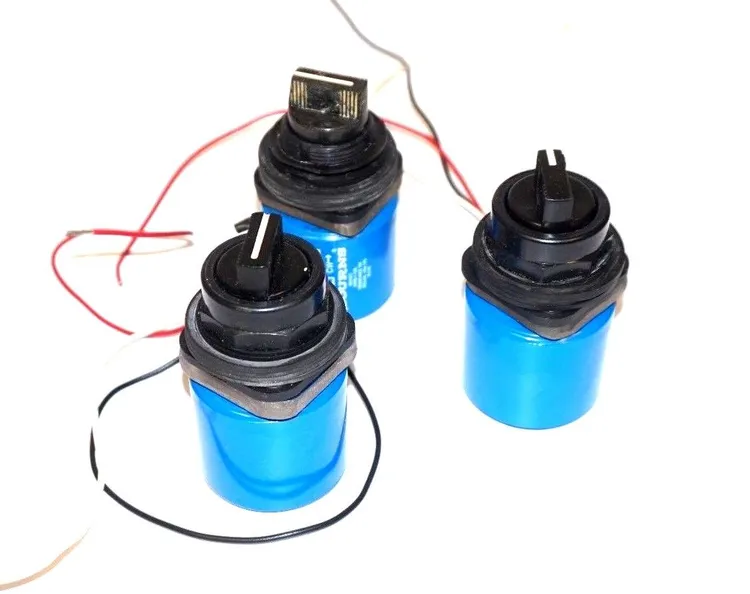 Used _UNKNOWN_ _UNKNOWN_ Potentiometers Michigan US | SB Industrial Supply #831580