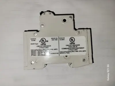 USED SIEMENS 5SJ4135-7HG40