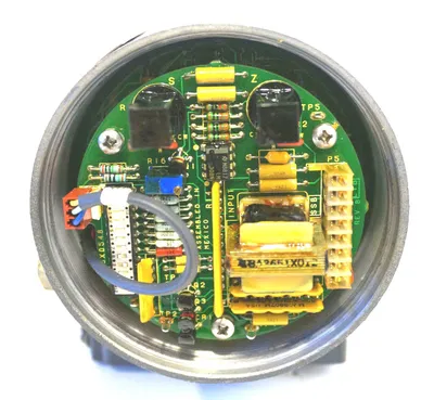 NEW FISHER TE1220 TEMERATURE TRANSMITTER
