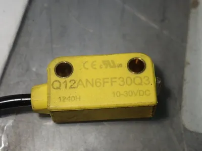 Used BANNER Q12AN6FF30Q3 Sensors | HGR 24 #752364
