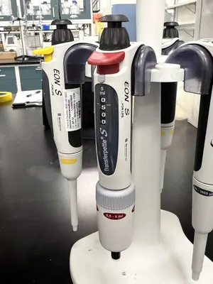Used _UNKNOWN_ _UNKNOWN_ Pipettes Rhode Island US | Federal Equipment Company #1347600