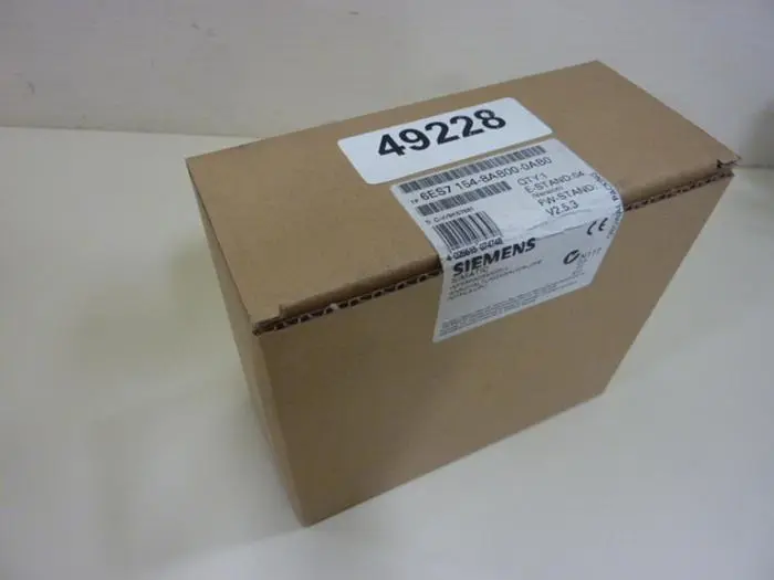 NEW SIEMENS 6ES7 154-8AB00-0AB0