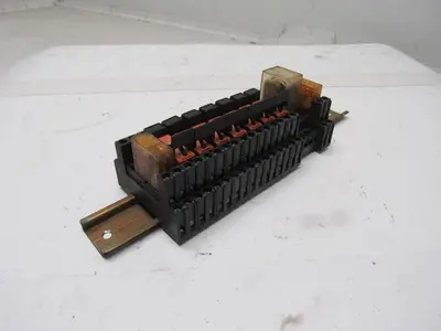 Used SCHRACK _UNKNOWN_ Relays & Switches | Arrow Industrial #639642