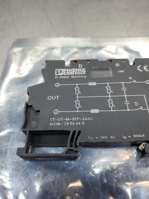 PHOENIX CONTACT TT-ST-M-SFP-24AC (Art.Nr.: 2858946) Terminal Module. 3D-20
