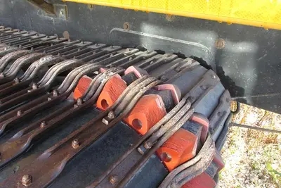 Used 2002 HICO HT10 WT Crawler Carriers & Dumpers Manitoba CA | Conquest Truck & Auto Sales #1421352
