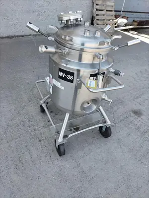 USED 1990 PRECISION STAINLESS MV-35