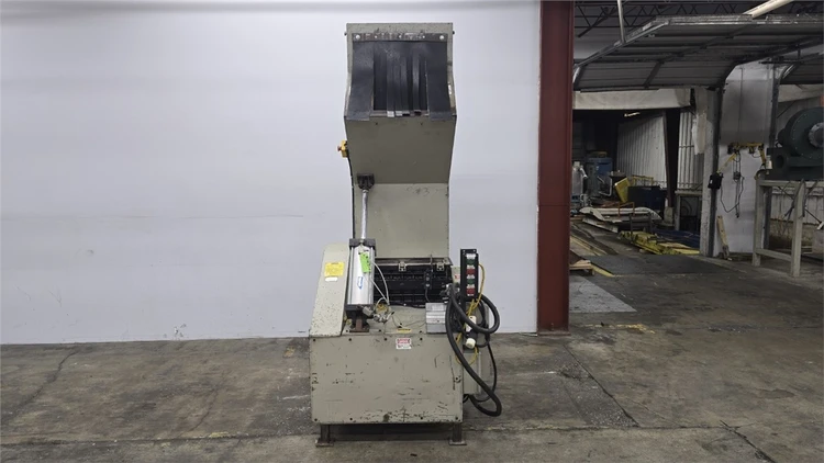 Used CONAIR CE1221 Granulators | Arlington Machinery #876042