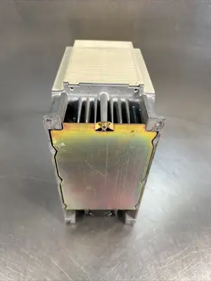 USED Yaskawa Yaskawa SGDB-20ADG 1F