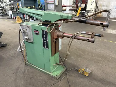 Used WELD-O-MATIC _UNKNOWN_ Misc Industrial Equipment Ontario CA | Trader Machinery Inc #1289374
