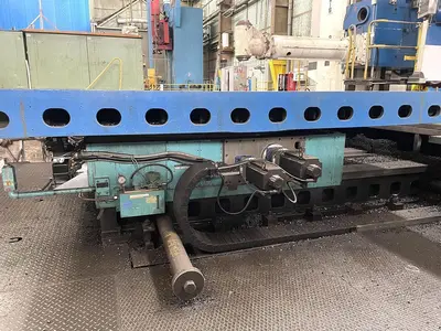 USED GIDDINGS & LEWIS 6 AXES X: 24 000 - Y: 2133 - Z: 4572 MM CNC