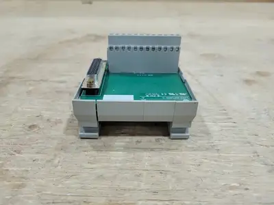 USED ALLEN-BRADLEY 1492-AIFM6S-3