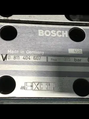 USED BOSCH 0 811 404 607