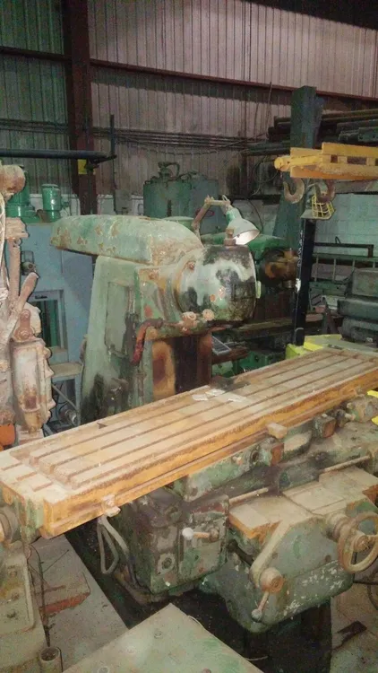Used _UNKNOWN_ _UNKNOWN_ Universal Horizontal Mills Quebec CA | Machineco #1475054