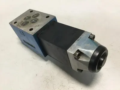 USED REXROTH 4WE6D51AG24NZ45