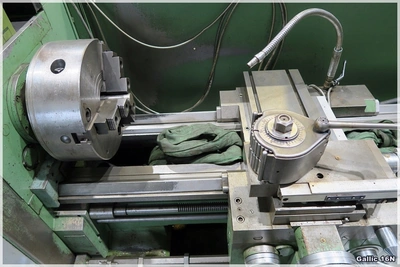 MONDIALE Centre Lathe, top condition