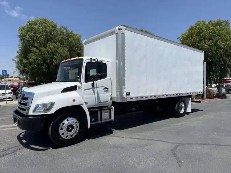 Used 2019 HINO 268 Box trucks California US | Commerce Truck Equipment Sales #1548691