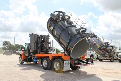 Used 2020 INTERNATIONAL MV Septic/Sewer/Vacuum Trucks Texas US | Roll Off Truck World #1491776
