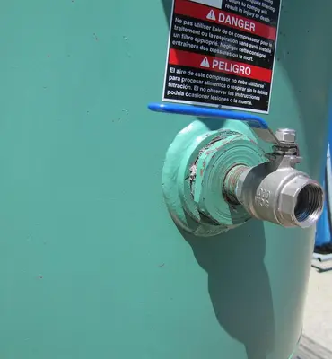 USED 2002 SPEEDAIRE 1WD71