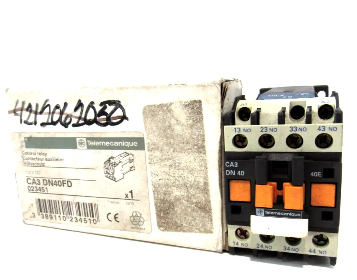 NEW TELEMECANIQUE CA3-DN40FD CONTROL RELAY CA3DN40FD