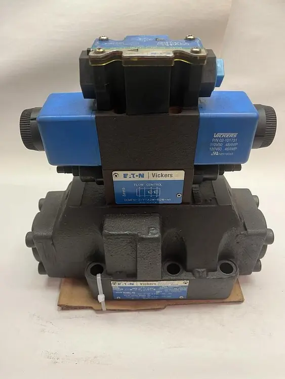 Used VICKERS DG5S-8-2N-2-M-FTWL-B5-30 Solenoid Valves Ohio US | Surplus Asset Holdings #1226460