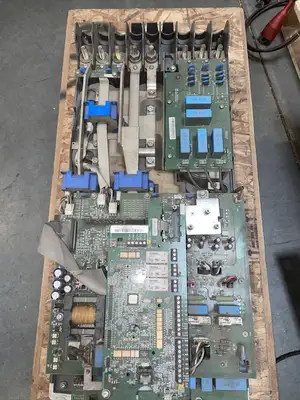 ABB SERVO DRIVE ACS550-U1-157A-4 @1A