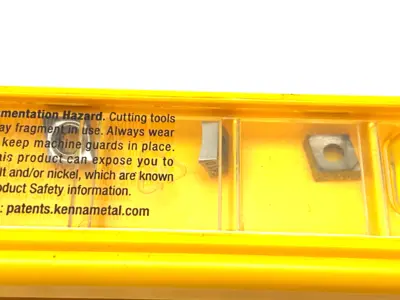NEW KENNAMETAL SCREW-ON CCGT-HP INSERT CCGT060204HP