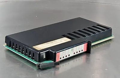 SQUARE D SY/MAX HOM-271 8030 SERIES A OUTPUT MODULE. Loc3A-21