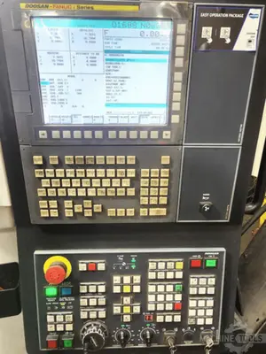 USED 2017 DOOSAN LYNX 2100LB