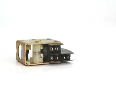 New | in-Stock Licon 76-2732 Relays & Switches California US | Davliegogo LLC #1706190