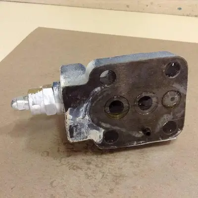 USED REXROTH 10-2-40/200