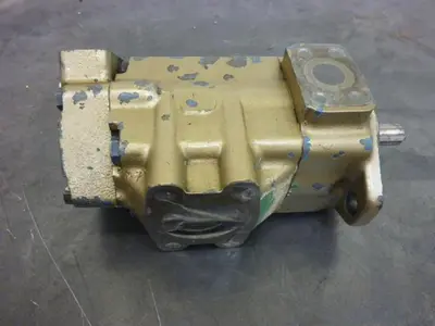 USED VICKERS 2520V14A5
