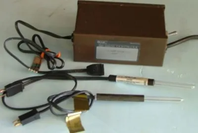 QTY. 1. UVP PEN ROY LAMP SET WITH PEN ROY POWER SU...