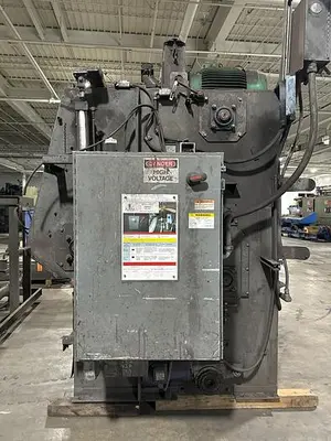 USED 2004 DELONG SUPER 14 RUBBER BELT SHOT BLAST MACHINE