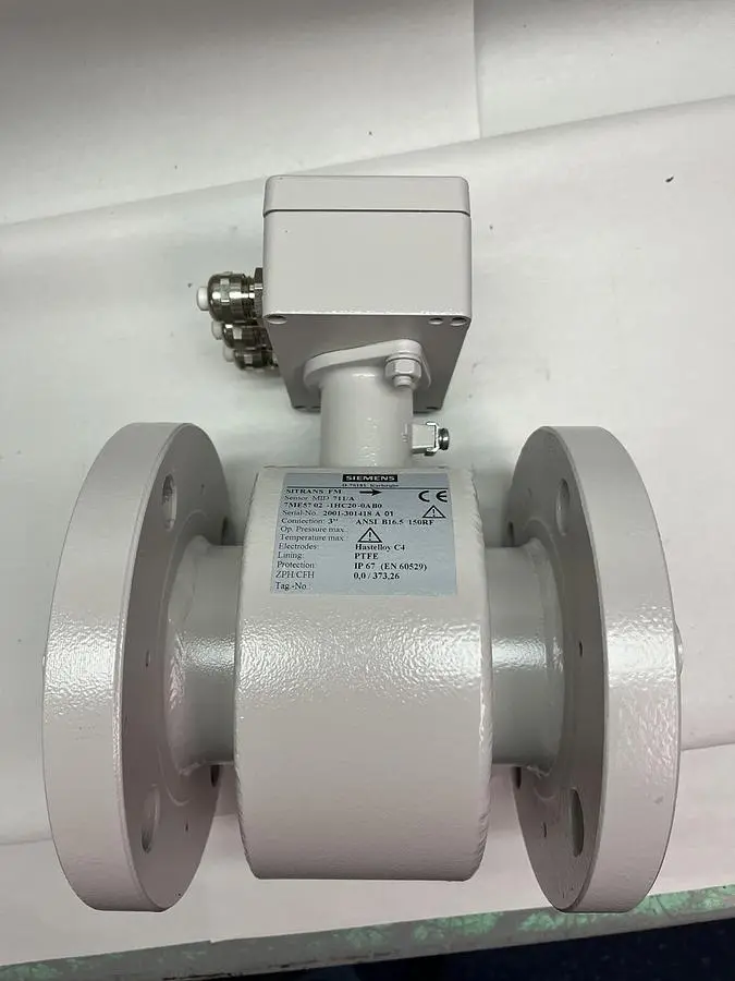 New | in-Stock SIEMENS 7ME57 02-1HC20-0AB0 Meters - Misc | Surplus Asset Holdings #1206932