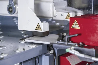 NEW VOORTMAN V200
