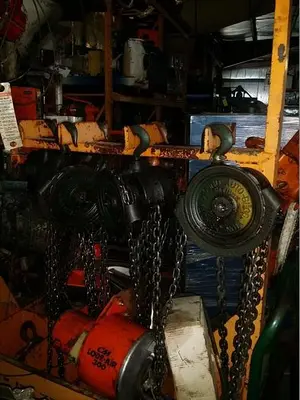 USED D.ROUND AND SON 1 TON