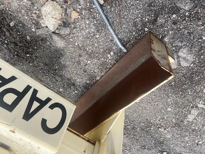 USED AVON ENGINEERING LIFTING TONG