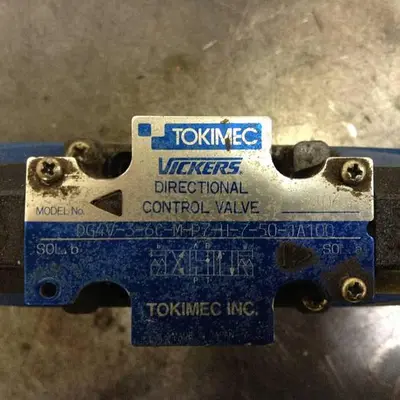 USED VICKERS DG4V36CMP7H750JA100