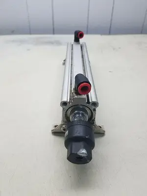 SMC CDQ2L32-200DCZ