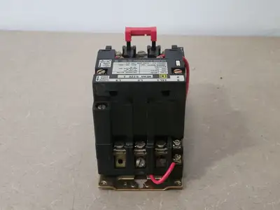 USED SQUARE D 8536SCG3V02S