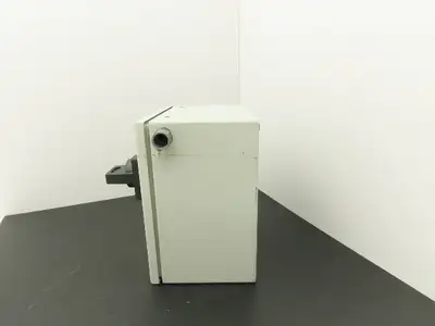 Allen Bradley 103H-NX2D Reversing Motor Starter Enclosed Disconnect 140M-C2E-C10