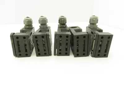 Schmersal AZ16-12ZVRK Safety Interlock Switch 1/NO 2/NC Contacts  Lot of 5