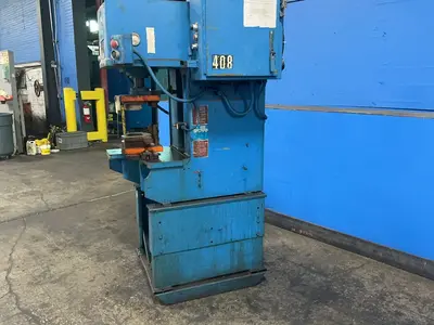 Used APEX DENISON WT120MC304FS1 C-Frame Presses Ohio US | HGR 24 #1496370