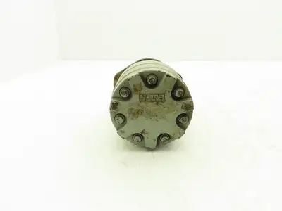 Char-Lynn 103 1044 010 Hydraulic Motor 15 GPM 1900 PSI 2-Bolt SAE-A
