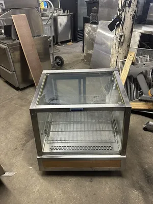 174-0215 Progressive DC-302 30" Self Contained Full Service Glass Cooler Case