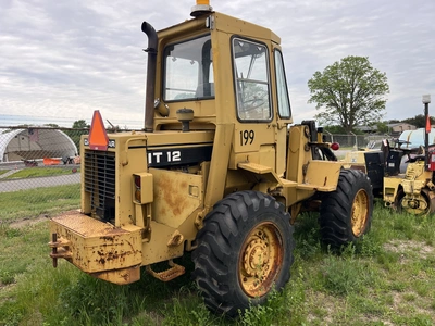 USED CAT IT 12 WHEEL LOADER /