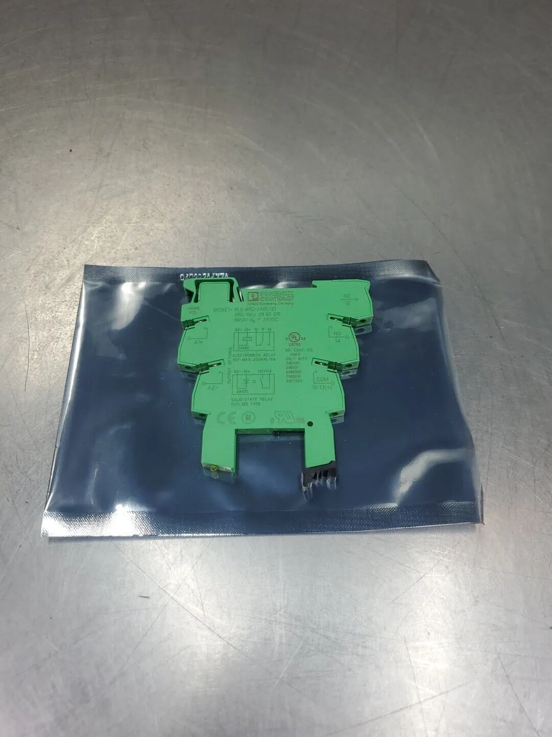 Phoenix Contact PLC-BSC- 24DC/21 (2966016) Relay Base. 4E-35
