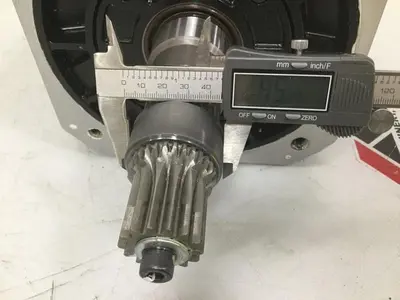 USED YASKAWA SGMD-40AWA-YR11