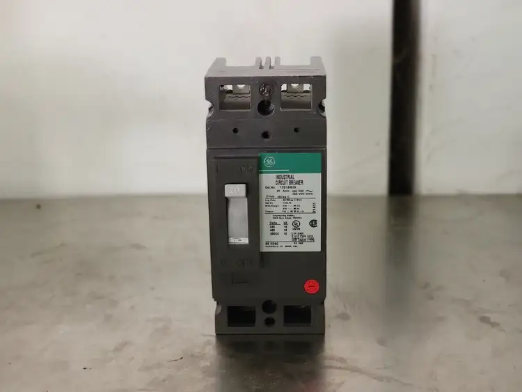 Used GENERAL ELECTRIC TED124020 Switchgears British Columbia CA | Lenmark #241128