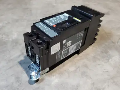 NEW SQUARE D HDA261001